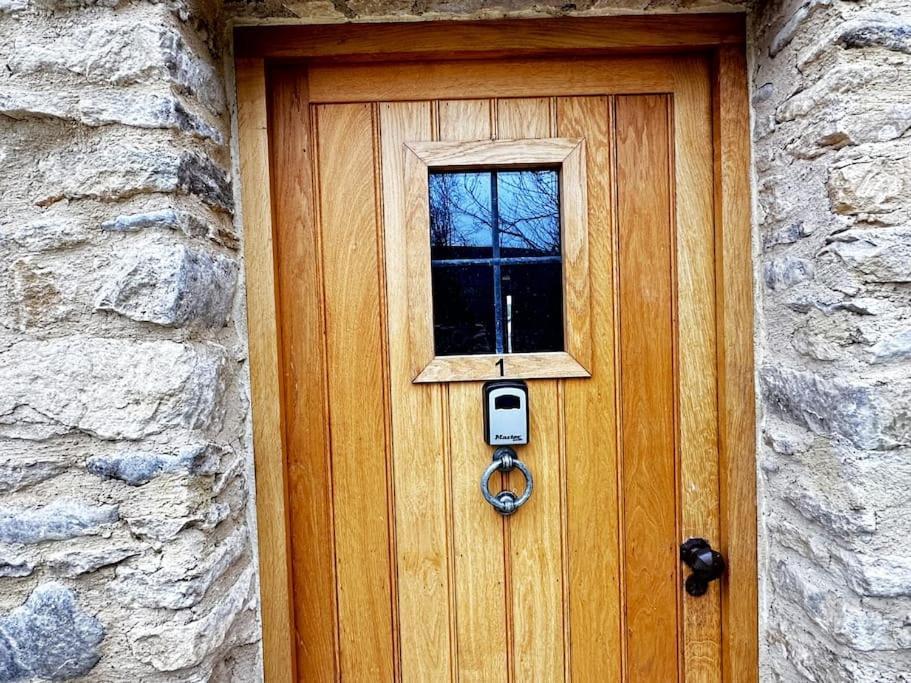 Dove House Cottages - No 1 Oxford Exterior photo